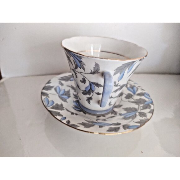 Royal Grafton Bone China Teacup & Saucer – Floral - Blue Flowers, Grey Leaves - Picture 2 of 8